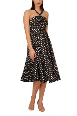 Wholesale Midi Dresses: A Fashionable Investment for Retailers