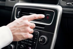 How to Save Money on Car AC Repairs: 10 Expert Tips for Abu Dhabi Car Owners!