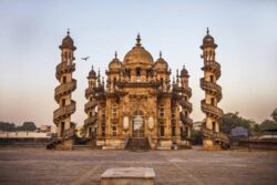 Ahmedabad To Junagadh Cab