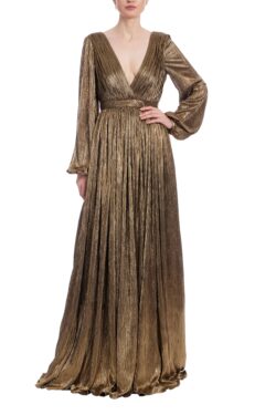 Wholesale Designer Clothing: How to Source High-End Fashion at Competitive Prices