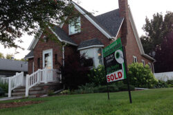 Get Noticed with Custom Real Estate Signs from Visual Signs LLC in Orlando