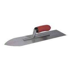 How do skilled craftsmen utilize plastering trowels to achieve smooth finishes? 　　