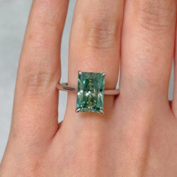 Elegant Sparkle And Balance With An Oval Diamond Ring Design