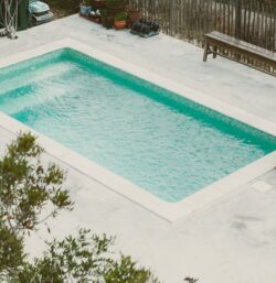 Looking for Luxury? Can Brisbane Pool Builders Deliver Resort-Style Features at Home?