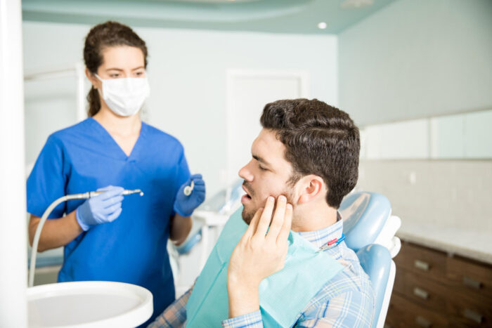 When to Seek Immediate Dental Attention