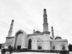 Best Time to Book an Almaty Tour Package for a Perfect Trip