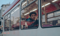 7 Warning Signs That Someone You Know Is Struggling
