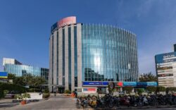 Commercial Projects on Golf Course Road – Modern Offices & High-Street Retail