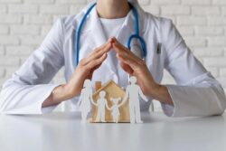 CRITICAL ILLNESS INSURANCE VS. REGULAR HEALTH INSURANCE PLANS